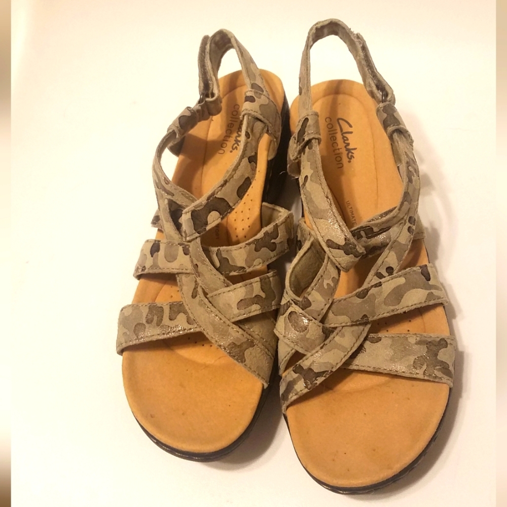 Clarks Collection Camouflage Sandals Size 8 1/2